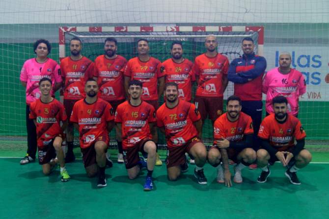 Formación del UB Ciutel (Foto: Juan Antonio Hernández)